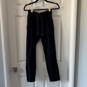 lululemon athletica Women’s Black Sweatpants